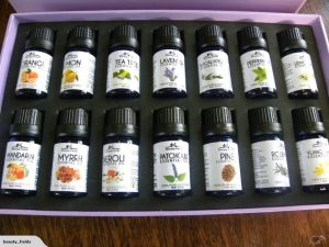 Metal Aromatherapy Diffuser + 14 Oils Gift Pack 9